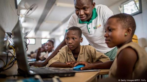 سلطه غول های فناوری بر اینترنت آفریقا