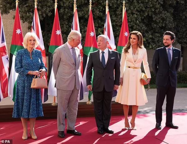 رایزنی پادشاه اردن و ولیعهد انگلیس درباره توسعه همکاری های دوجانبه